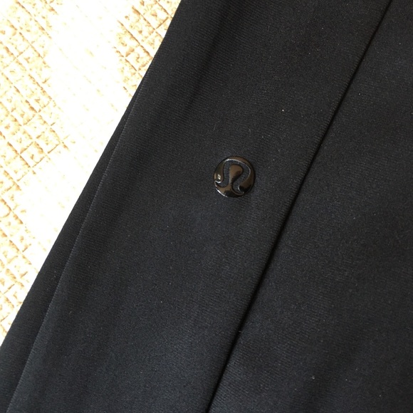 lululemon black button top pants - Picture 7 of 7